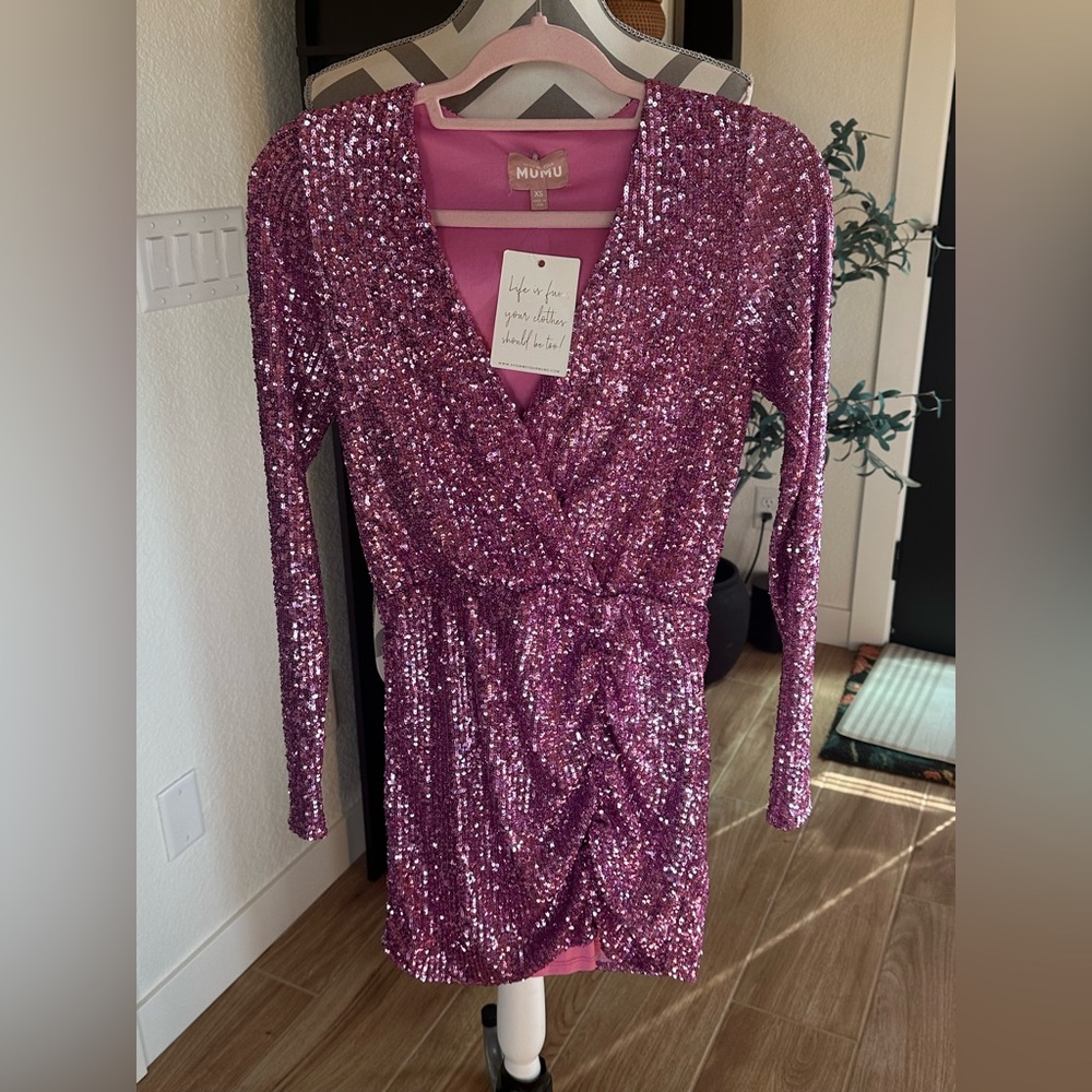 🆕NWT SHOW ME YOUR MUMU Party Hop Dress 
Color: Pink XS - Picture 2 of 7
